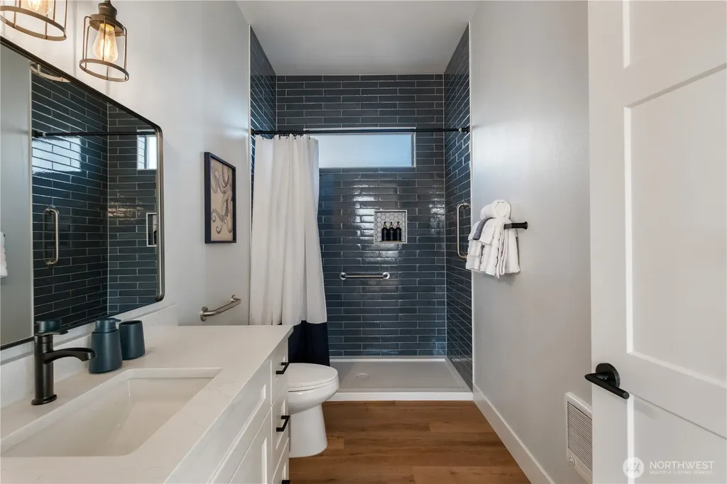 1288 Cohasset Crest Westport WA 98595