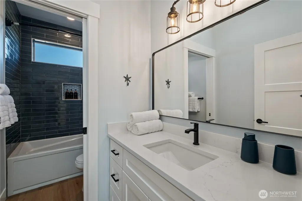 1288 Cohasset Crest Westport WA 98595