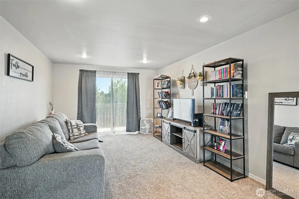 108 Baker Street Everson WA 98247