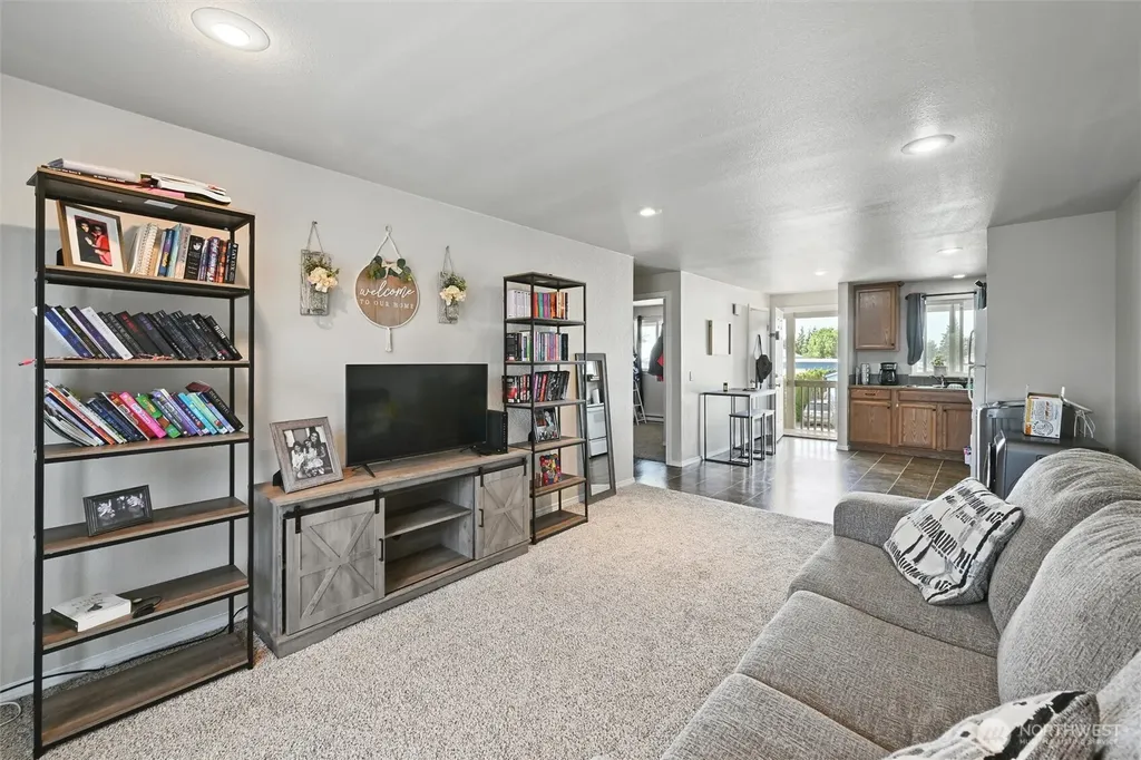 108 Baker Street Everson WA 98247