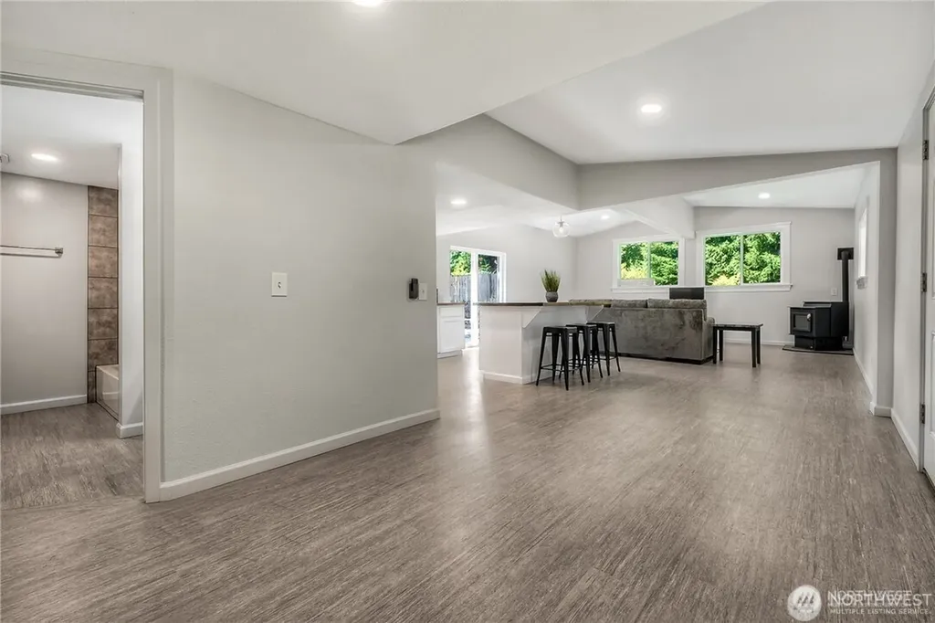32407 72nd Avenue S Roy WA 98580