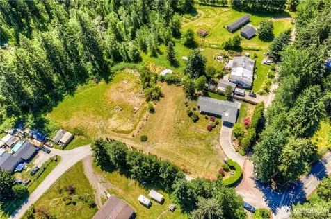 32407 72nd Avenue S Roy WA 98580