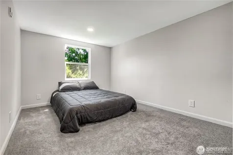 32407 72nd Avenue S Roy WA 98580