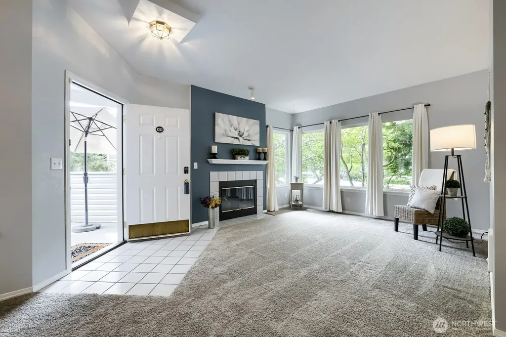 9210 Market Place Lake Stevens WA 98258