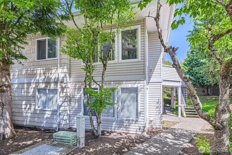 9210 Market Place Lake Stevens WA 98258