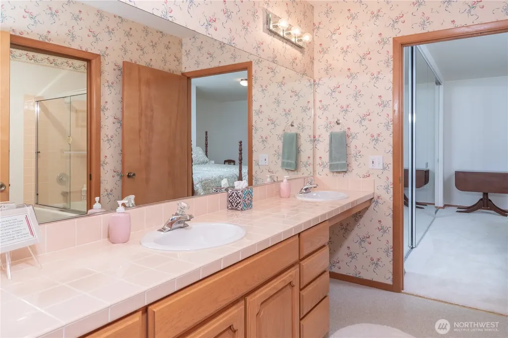 160 Wildwood Shores Brinnon WA 98320