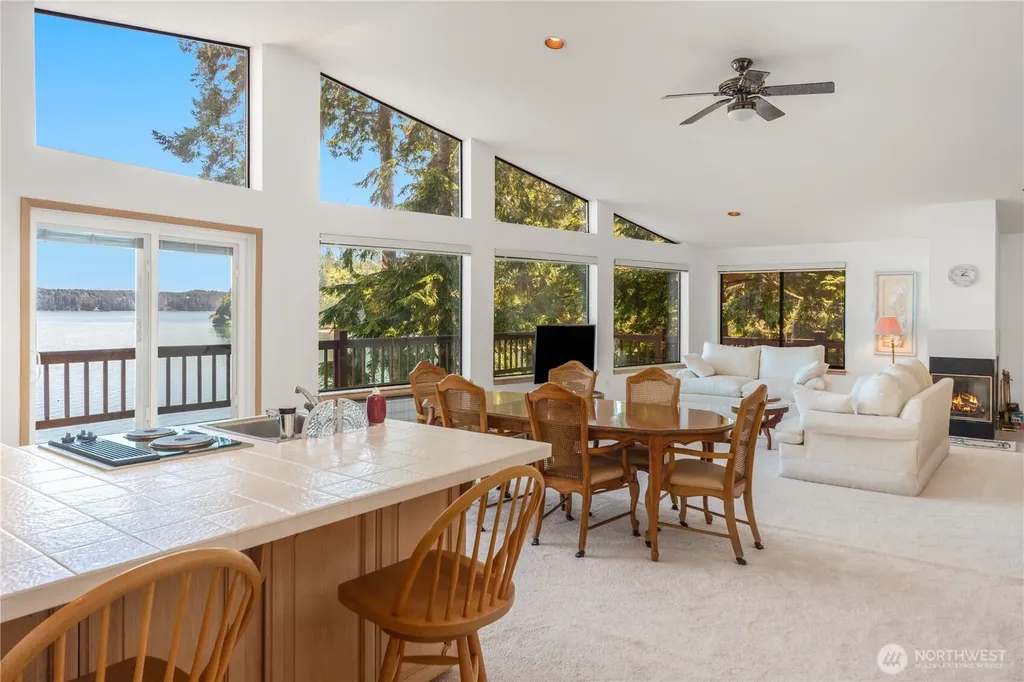 160 Wildwood Shores Brinnon WA 98320