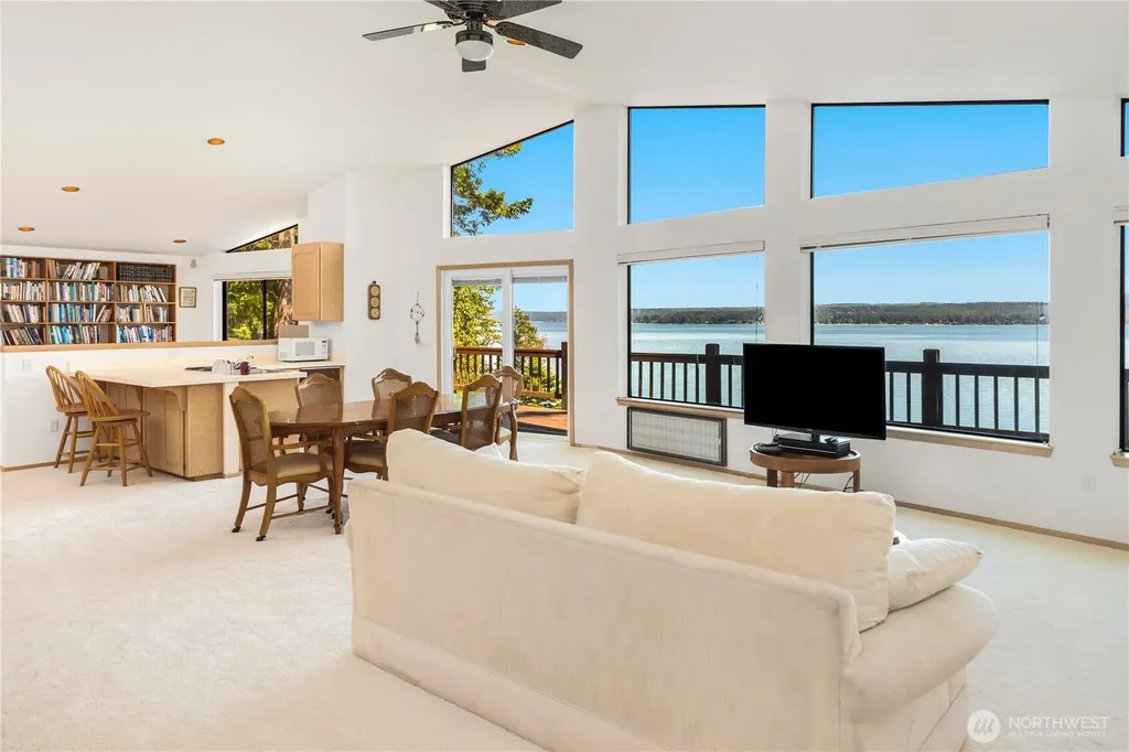160 Wildwood Shores Brinnon WA 98320