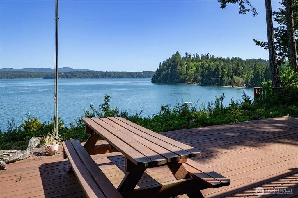 160 Wildwood Shores Brinnon WA 98320