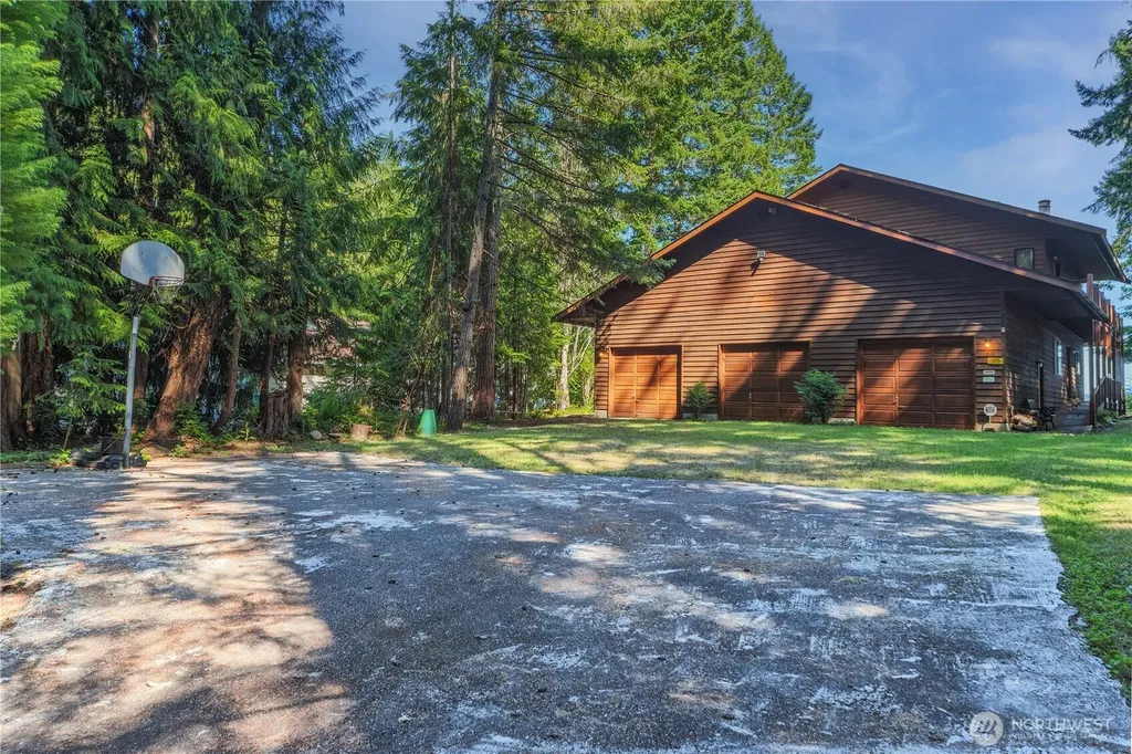 160 Wildwood Shores Brinnon WA 98320