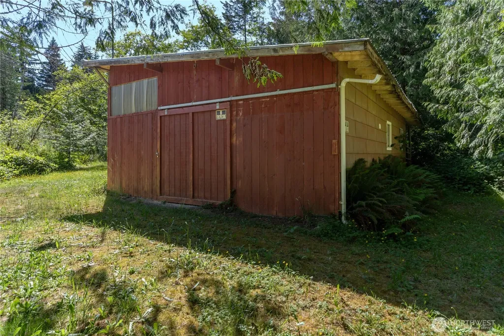 160 Wildwood Shores Brinnon WA 98320