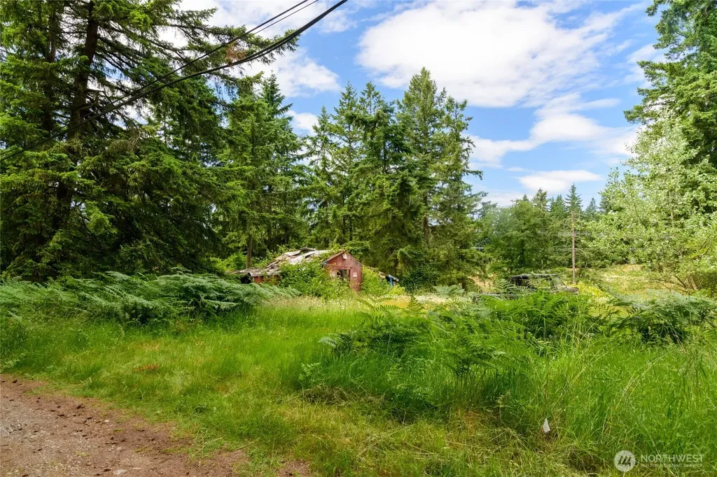 19 SE 287th Street Kent WA 98042