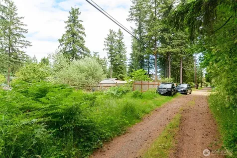19 SE 287th Street Kent WA 98042