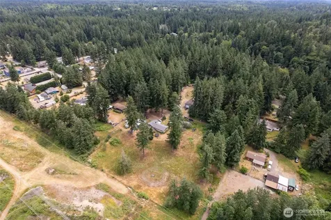 19 SE 287th Street Kent WA 98042