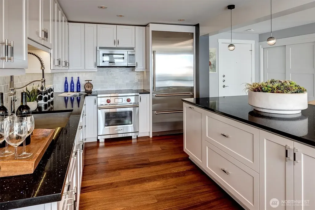 3717 Beach Drive SW Seattle WA 98116