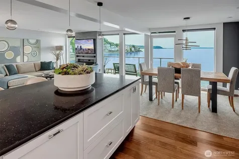 3717 Beach Drive SW Seattle WA 98116