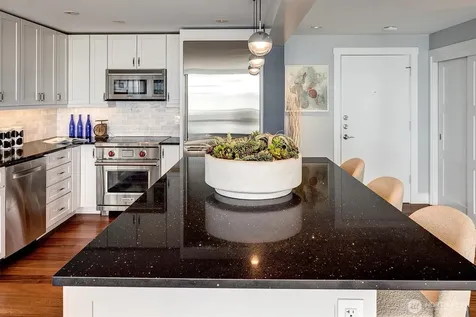 3717 Beach Drive SW Seattle WA 98116