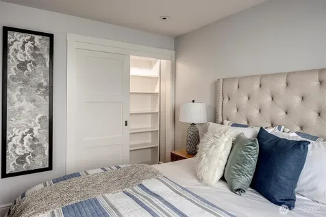 3717 Beach Drive SW Seattle WA 98116