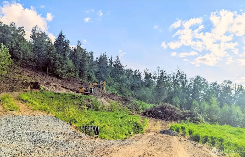 4135 Kamphouse Drive Sumas WA 98295
