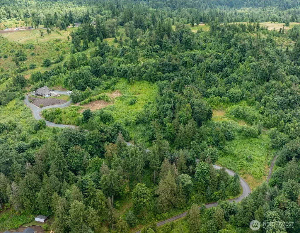 4135 Kamphouse Drive Sumas WA 98295