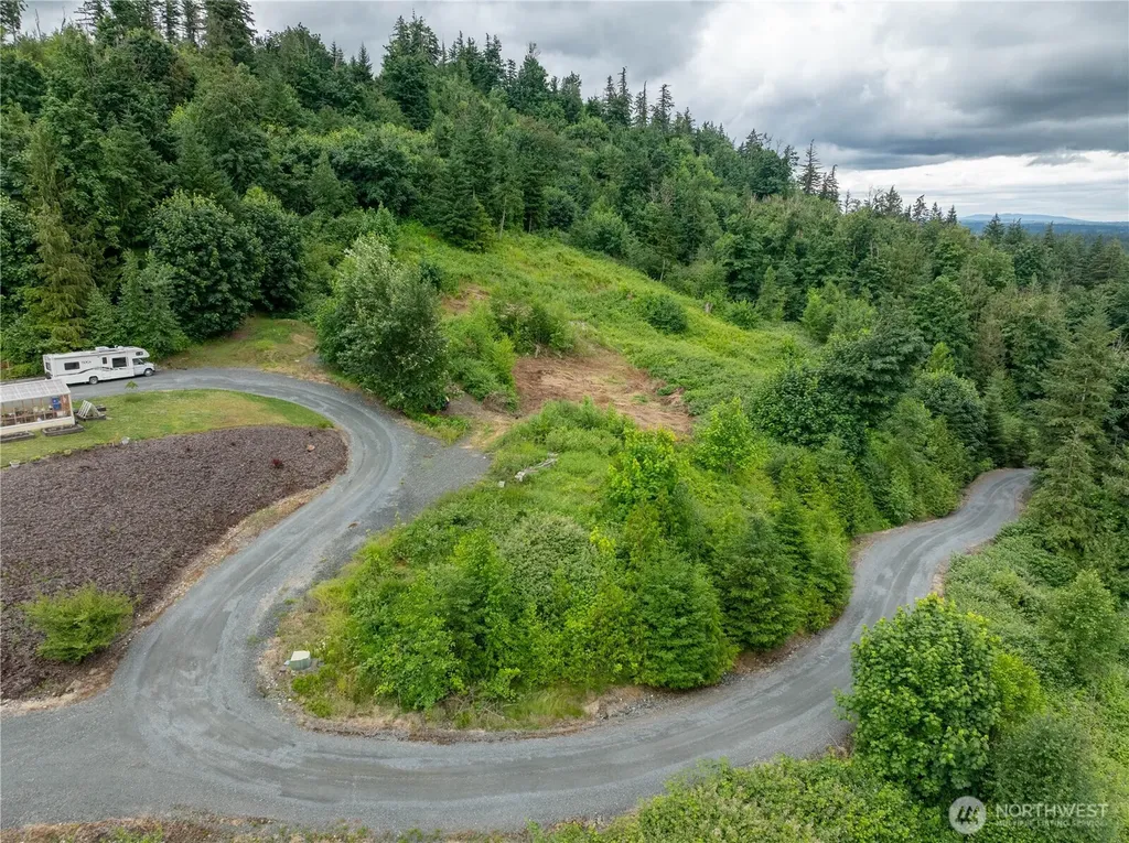 4135 Kamphouse Drive Sumas WA 98295