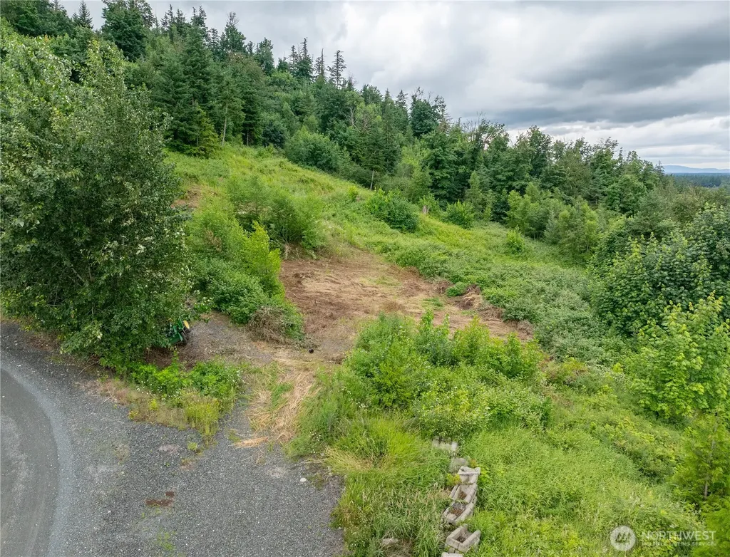 4135 Kamphouse Drive Sumas WA 98295