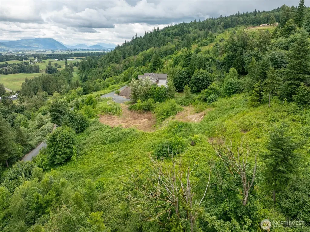 4135 Kamphouse Drive Sumas WA 98295