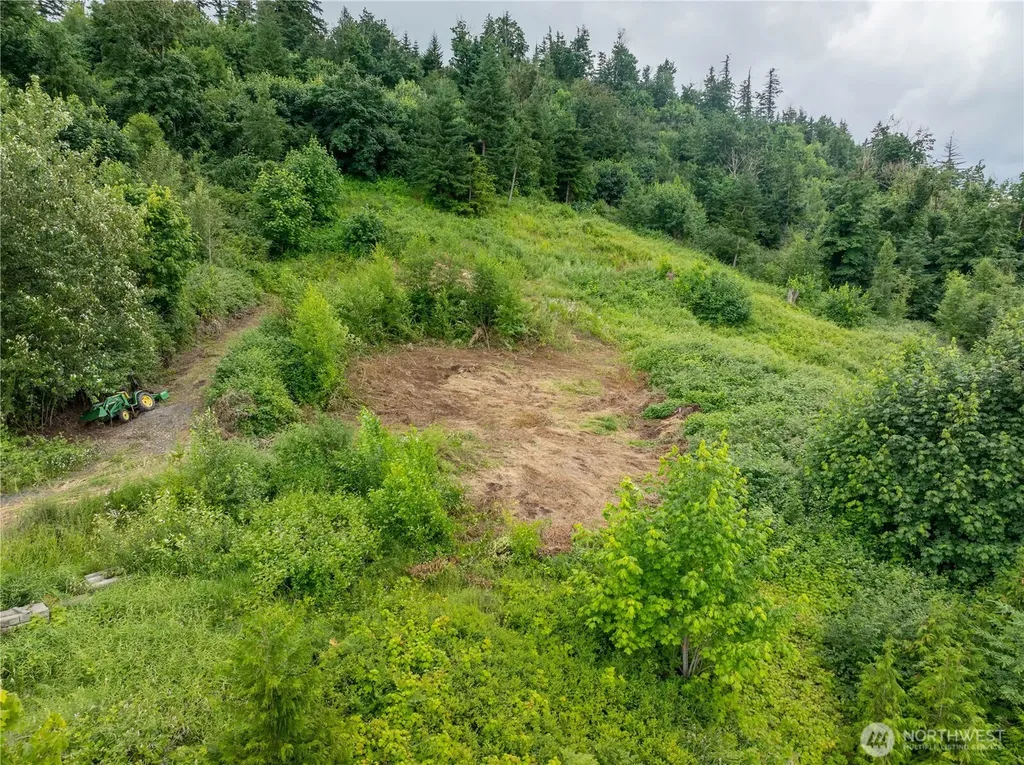 4135 Kamphouse Drive Sumas WA 98295