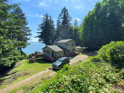 1 Beach Way Hat Island WA 98206