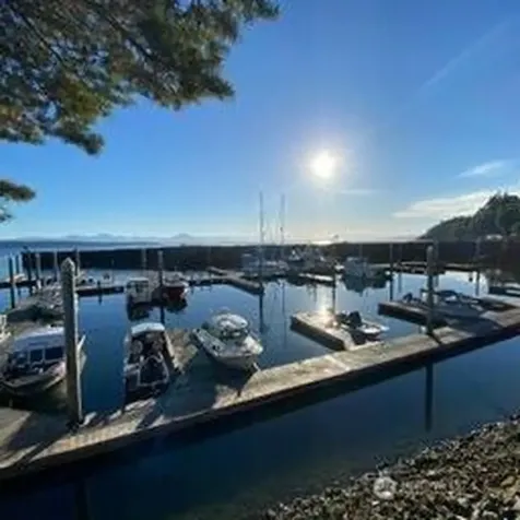 1 Beach Way Hat Island WA 98206