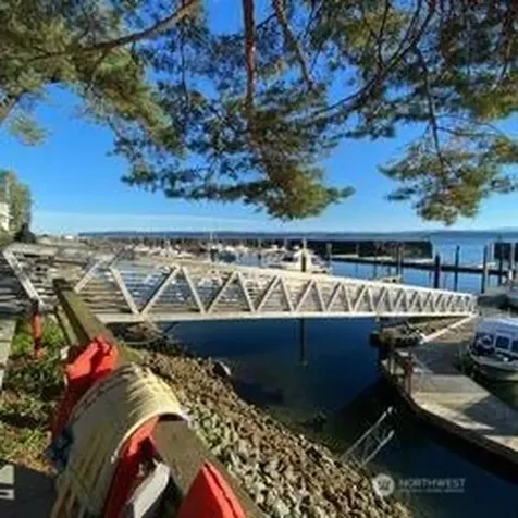 1 Beach Way Hat Island WA 98206