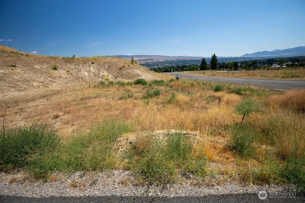 0 Lot 3 Farmstead Lane Wenatchee WA 98801
