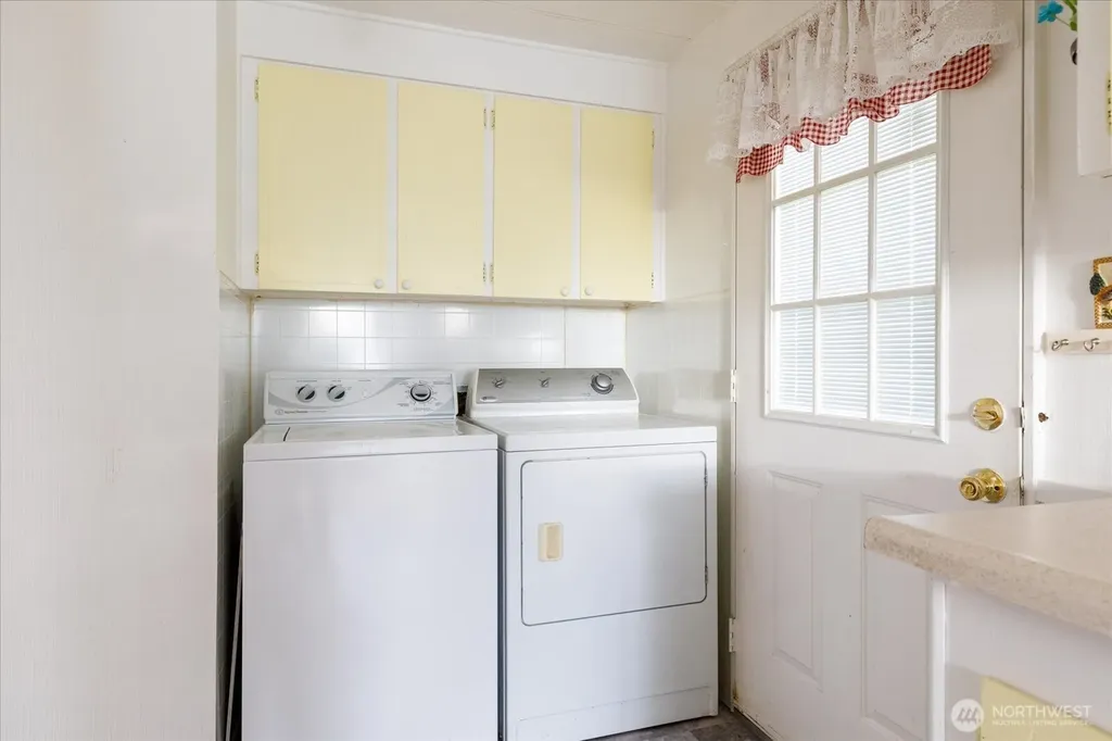 701 S Main Street Coupeville WA 98239