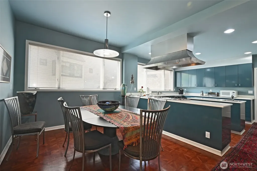 8508 54th Avenue NE Seattle WA 98115