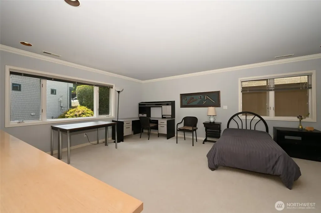 8508 54th Avenue NE Seattle WA 98115