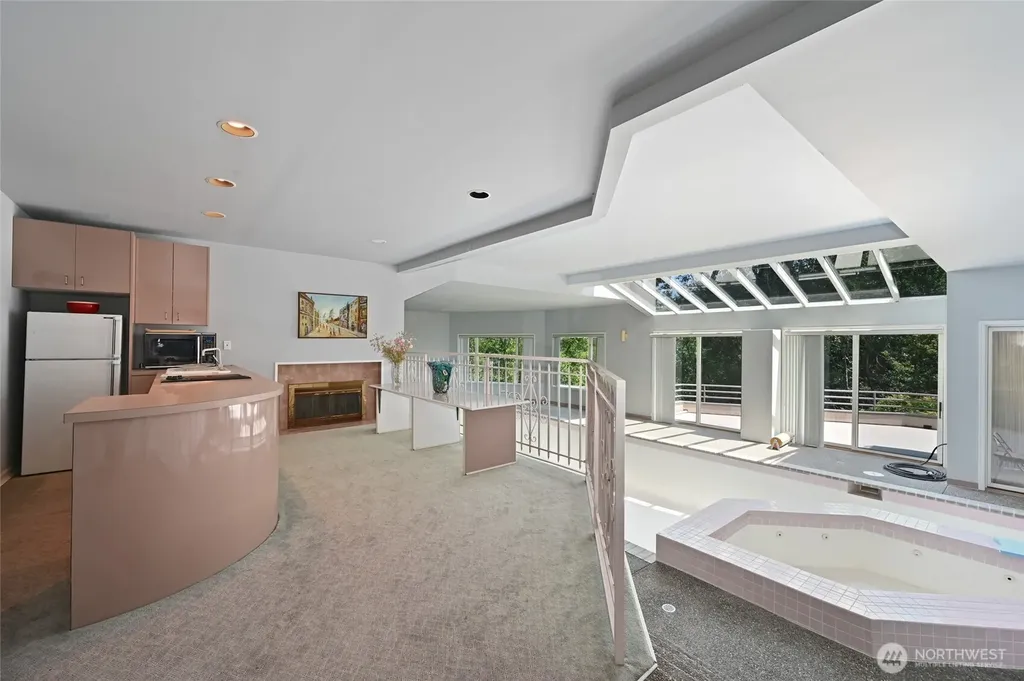 8508 54th Avenue NE Seattle WA 98115