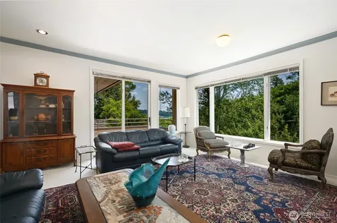8508 54th Avenue NE Seattle WA 98115