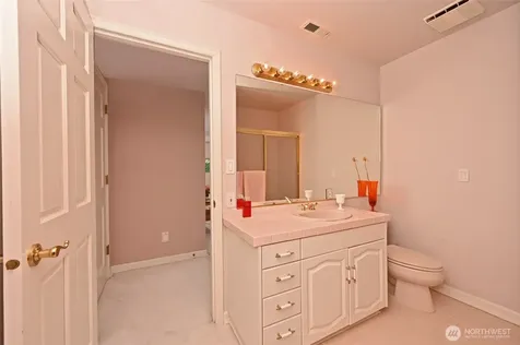 8508 54th Avenue NE Seattle WA 98115