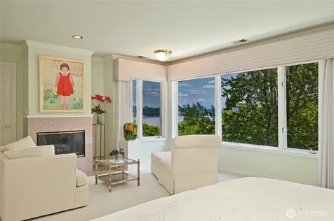 8508 54th Avenue NE Seattle WA 98115