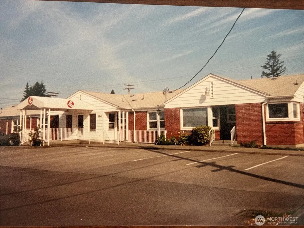 436 2nd Street NE Puyallup WA 98372