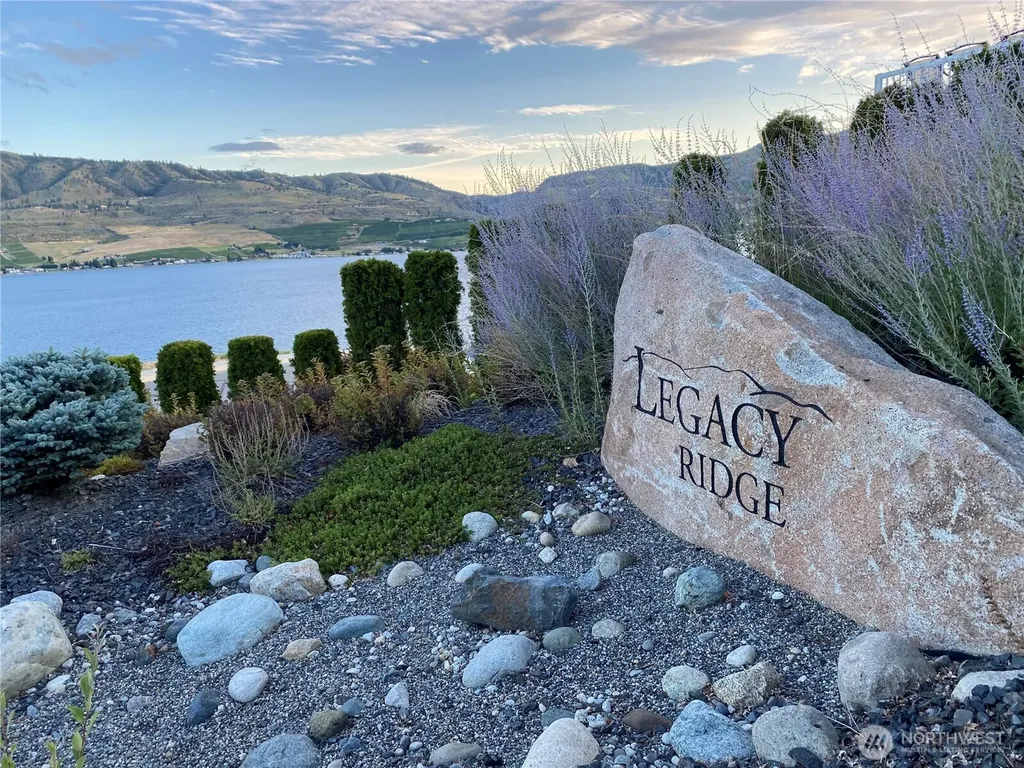 122 Mayer Drive Chelan WA 98816