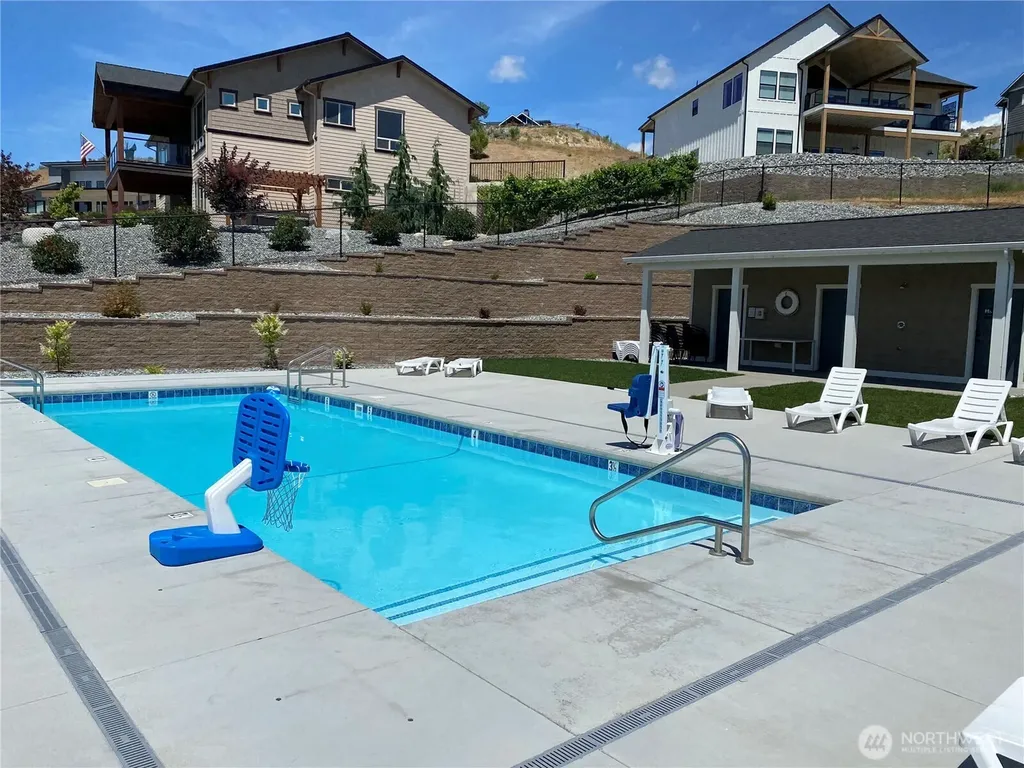 122 Mayer Drive Chelan WA 98816