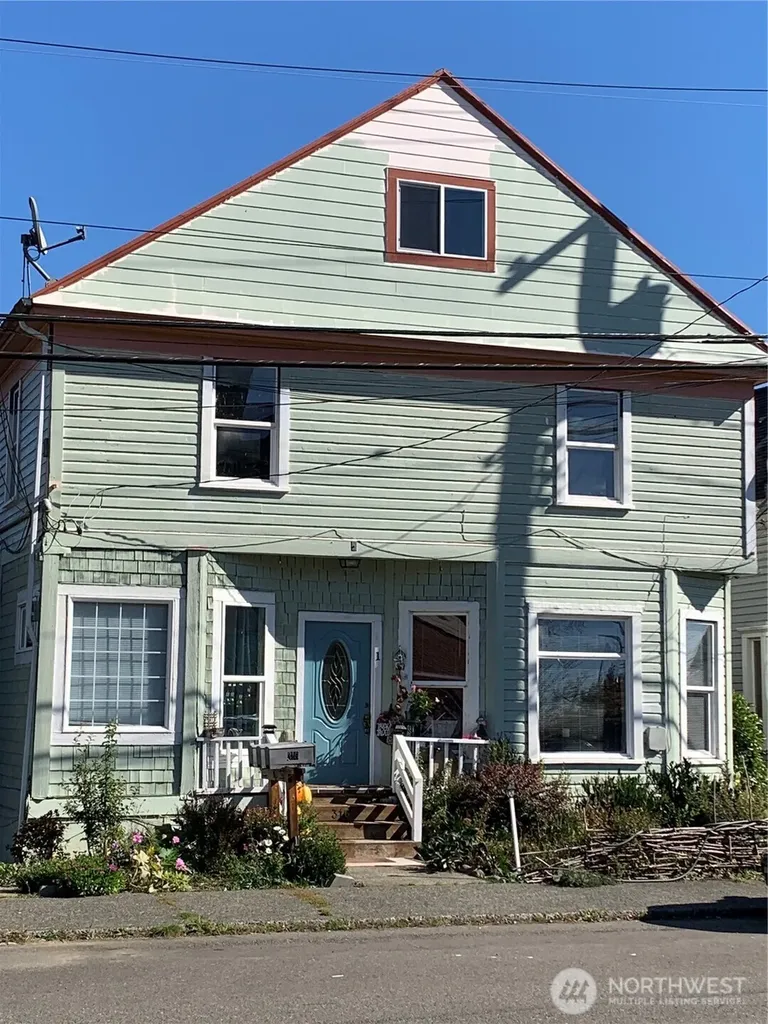 316 N F Aberdeen WA 98520