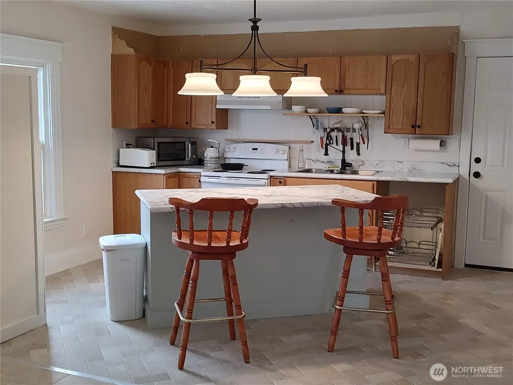 316 N F Aberdeen WA 98520