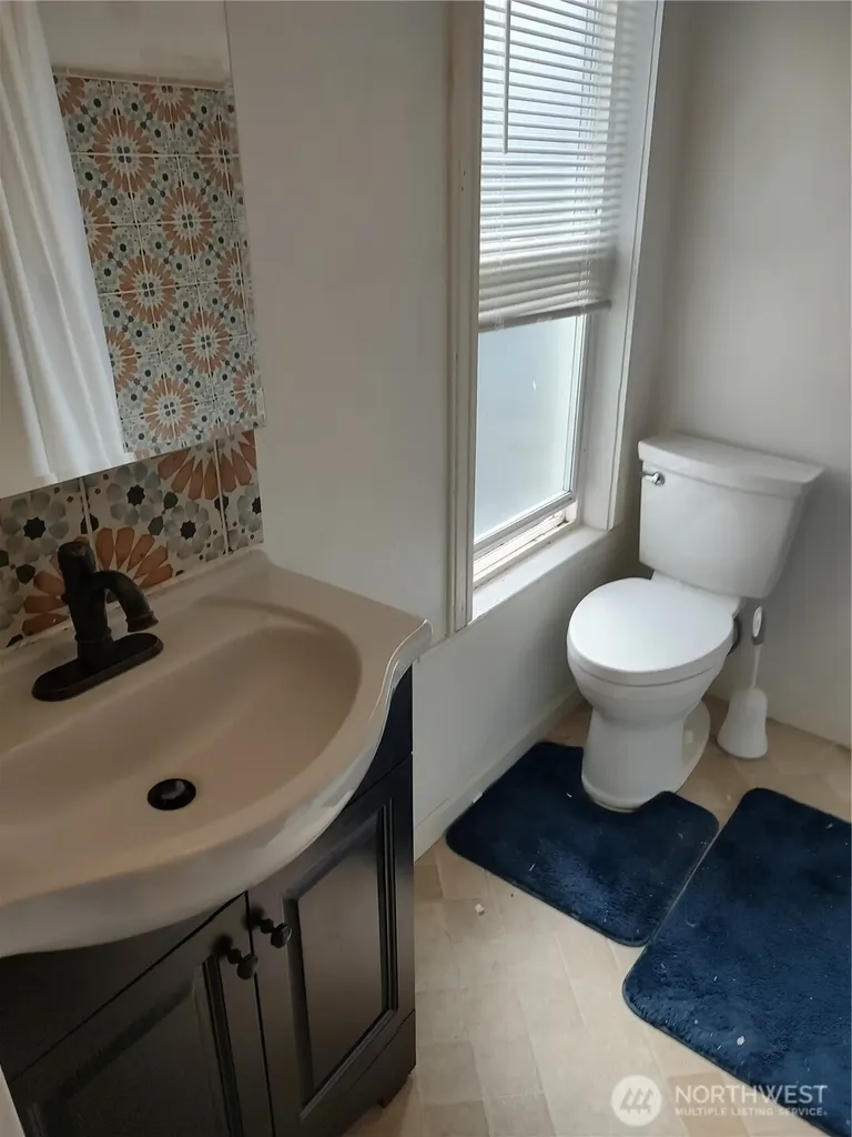 316 N F Aberdeen WA 98520