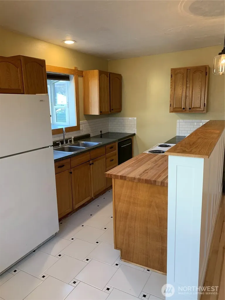 316 N F Aberdeen WA 98520