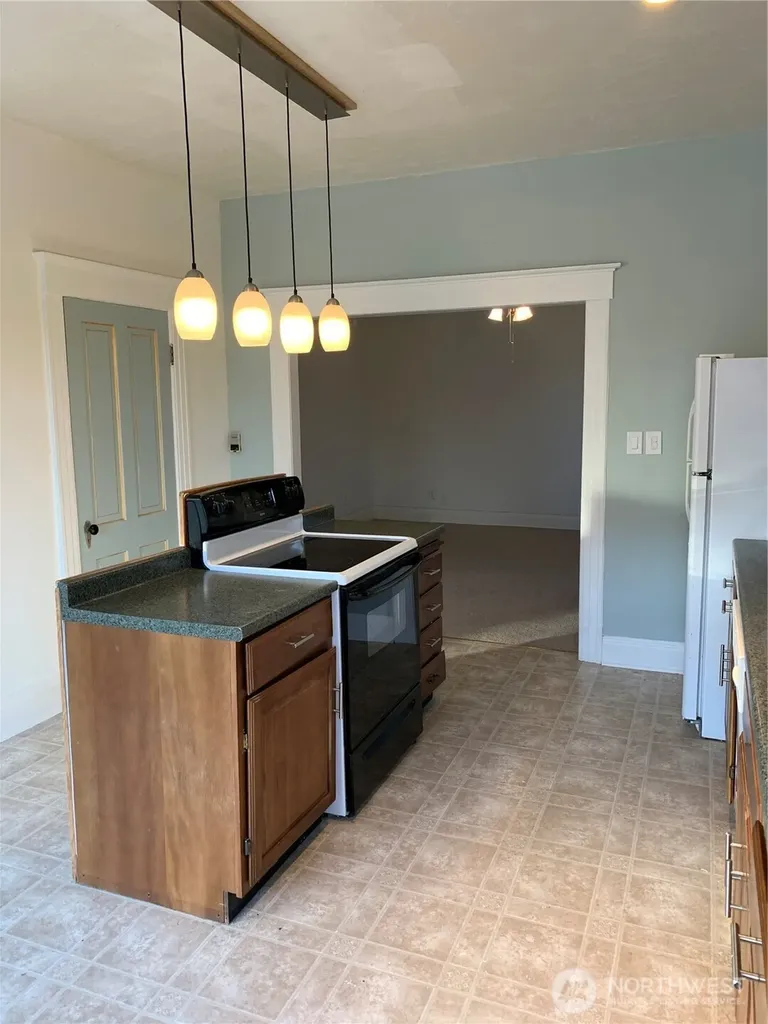316 N F Aberdeen WA 98520