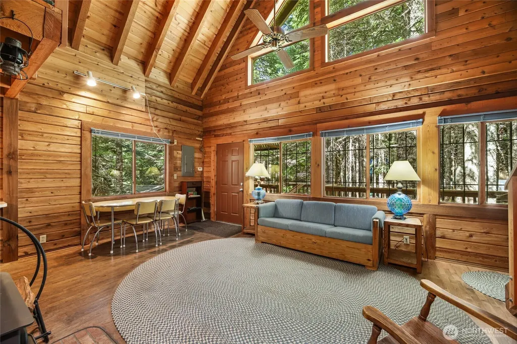 81 Snow Cabin Place Snoqualmie Pass WA 98068
