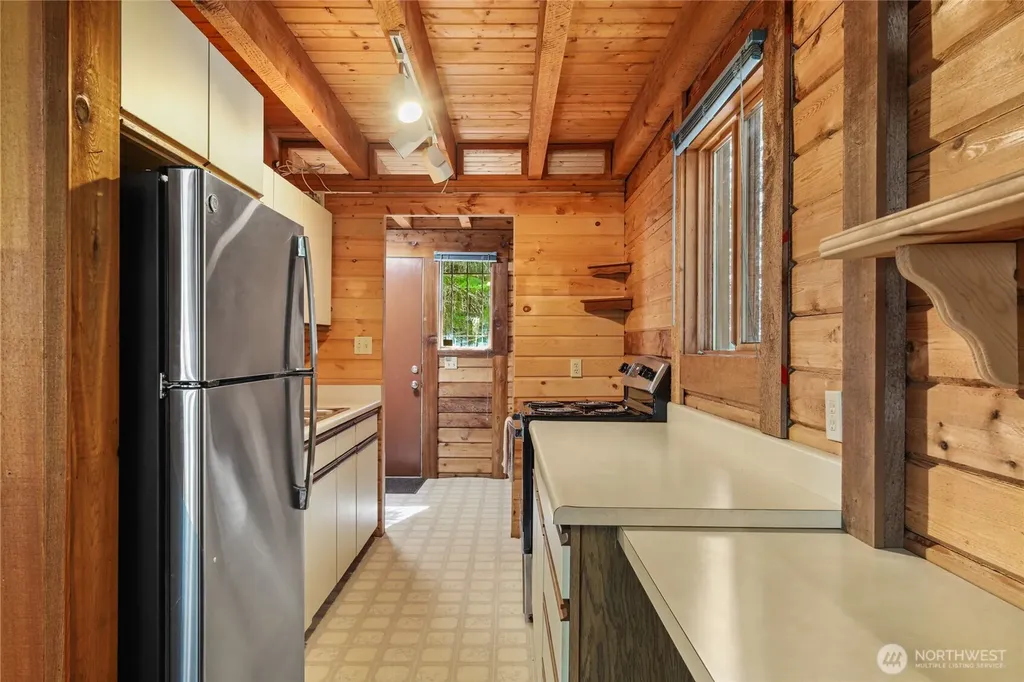 81 Snow Cabin Place Snoqualmie Pass WA 98068