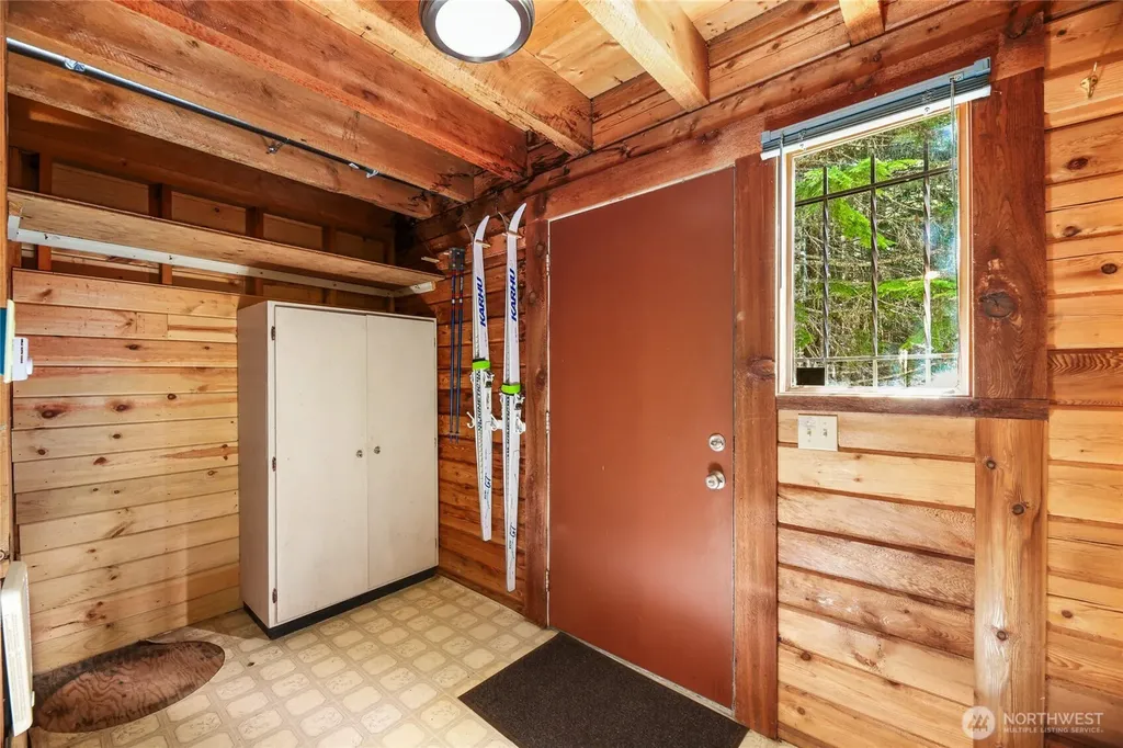 81 Snow Cabin Place Snoqualmie Pass WA 98068